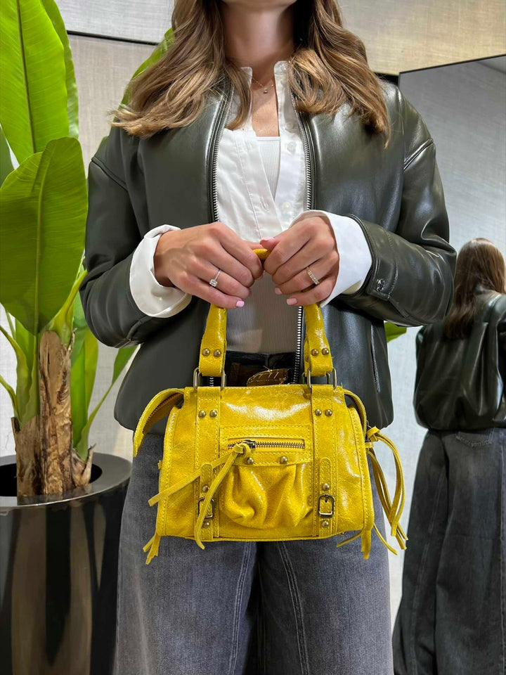 Borsa gialla in pelle con tracolla 