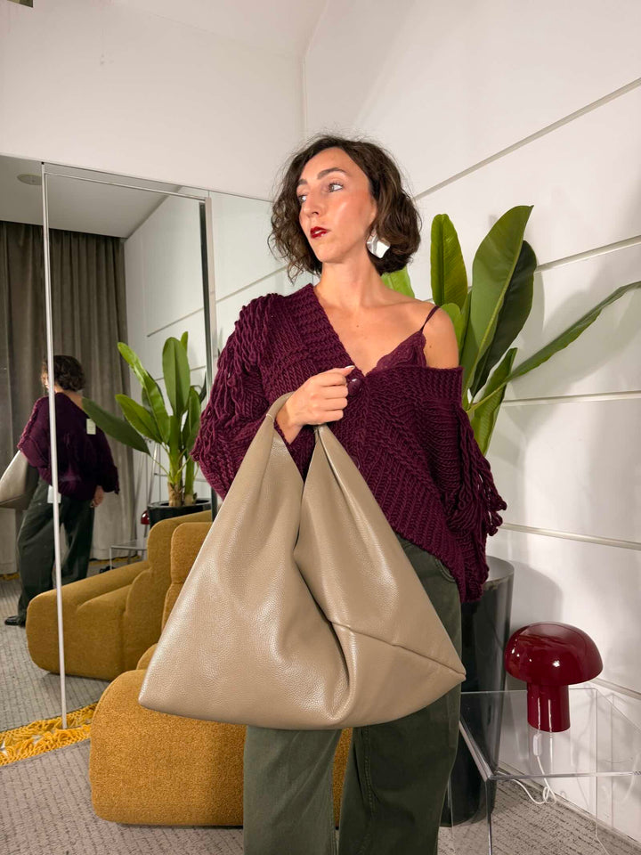 Borsa a spalla in pelle taupe scuro 