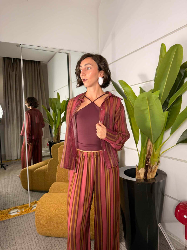 Camicia a righe amarena in mussola 