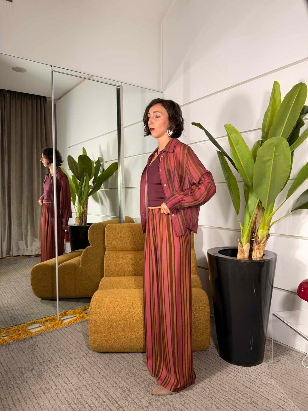 Pantalone a palazzo a righe amarena 