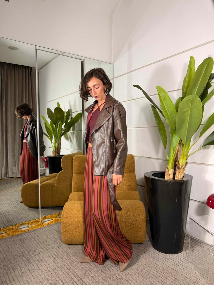 Pantalone a palazzo a righe amarena 