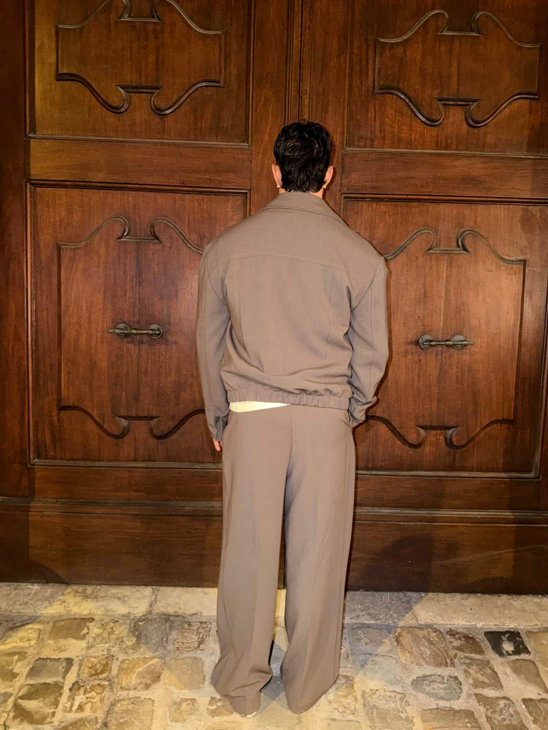 Pantalone moro con piega 