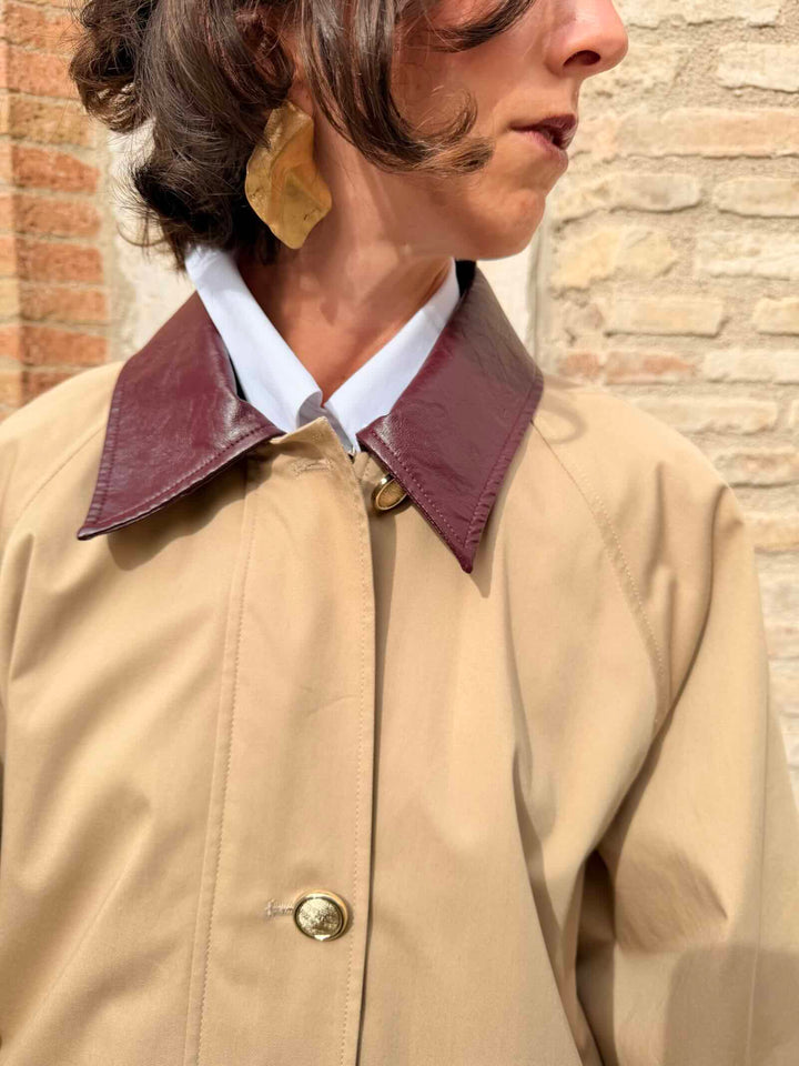 Giaccone in gabardina di cotone stretch beige 