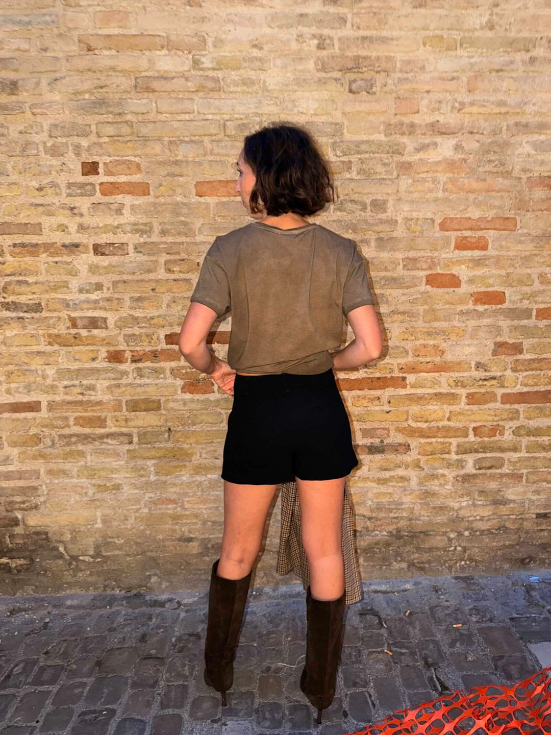 Short in crêpe envers satin nero 