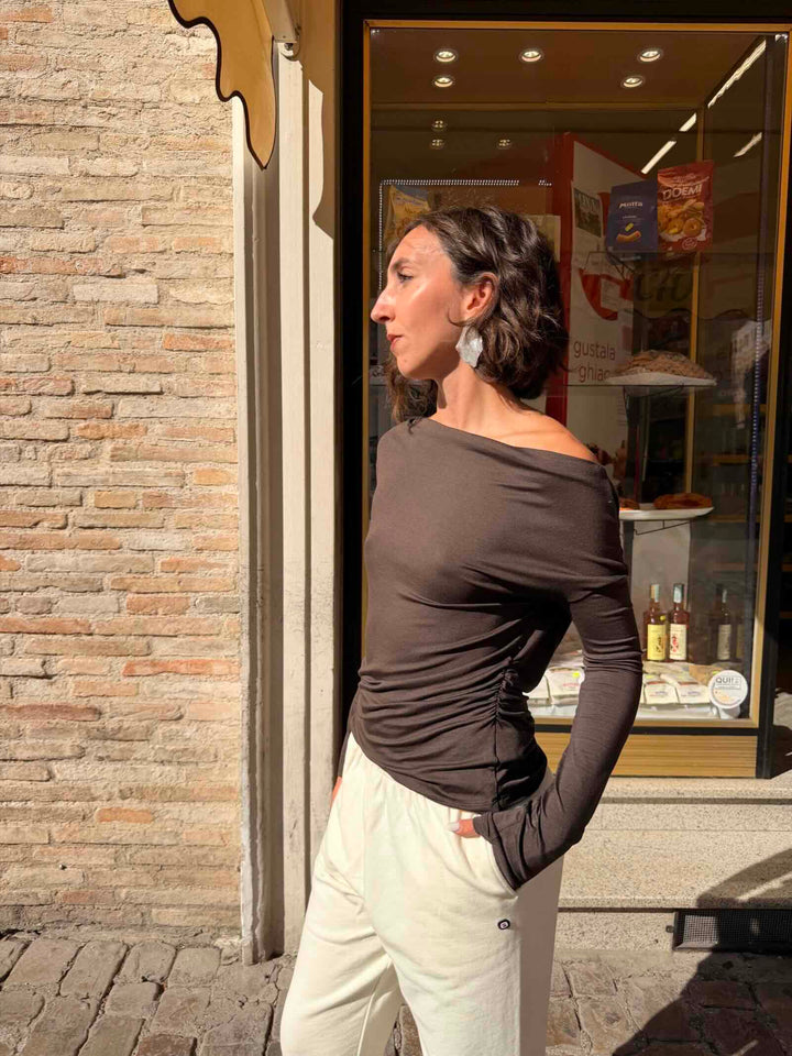 T-shirt moro manica lunga con arricciatura 