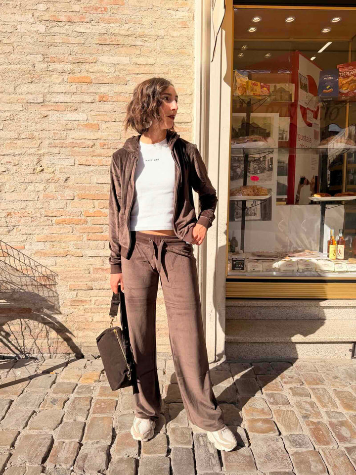 Falpa marrone in ciniglia con cappuccio 