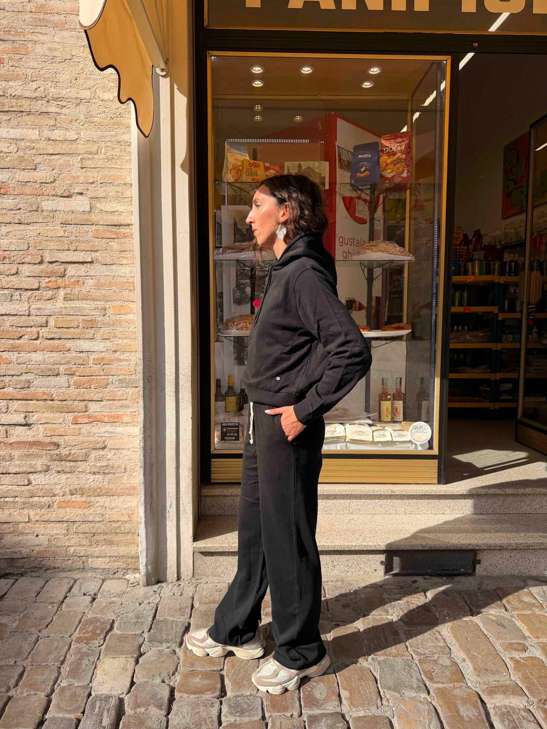 Pantalone nera  felpato 