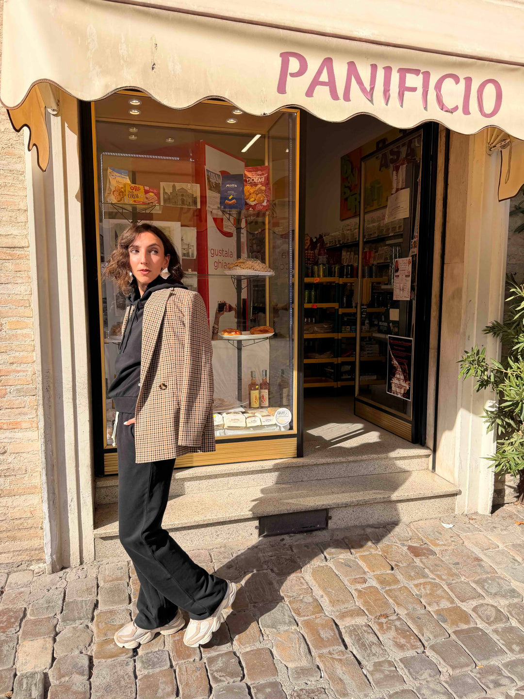 Pantalone nero a palazzo 