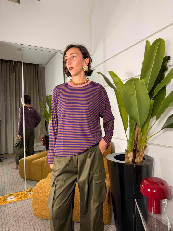 Maglia a righe girocollo manica lunga cammello e viola 