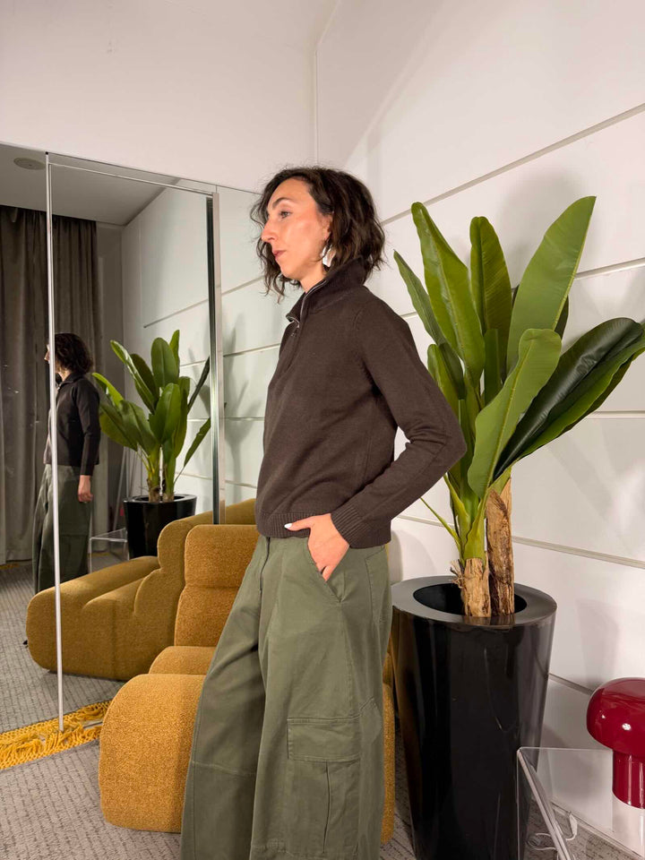 Maglione moro con zip 