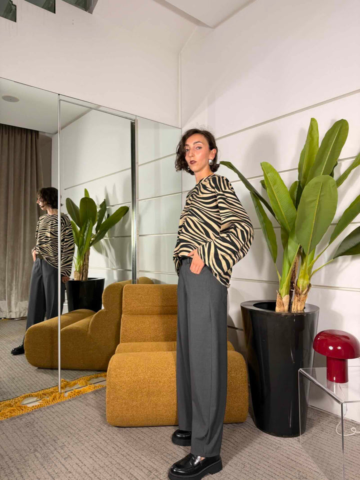 Pantalone barrel antracite con cinta 