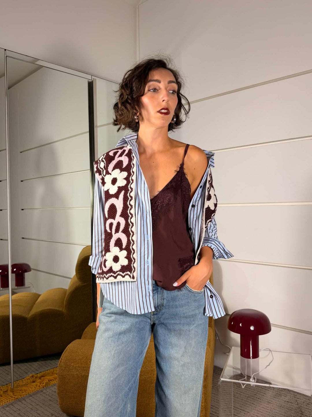 Gilet in maglia con motivo floreale bordeaux 