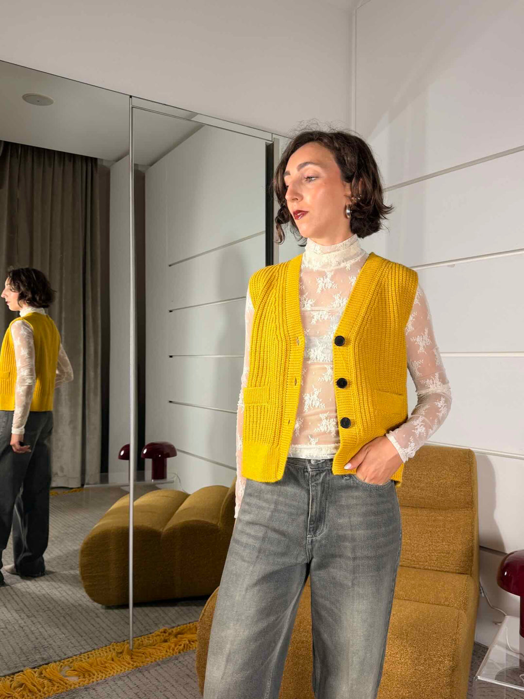 Gilet in maglia con scollo a V senape 