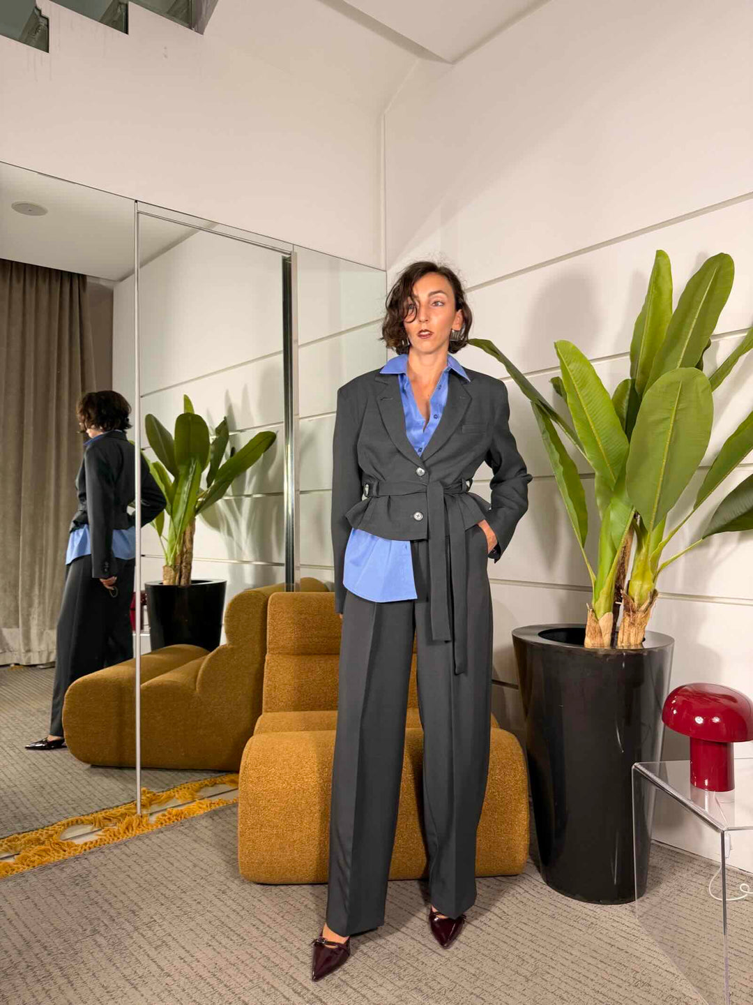 Pantalone a palazzo con pinces  asfalto 