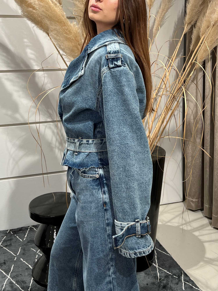 giubbotto chiodo in denim con cinta