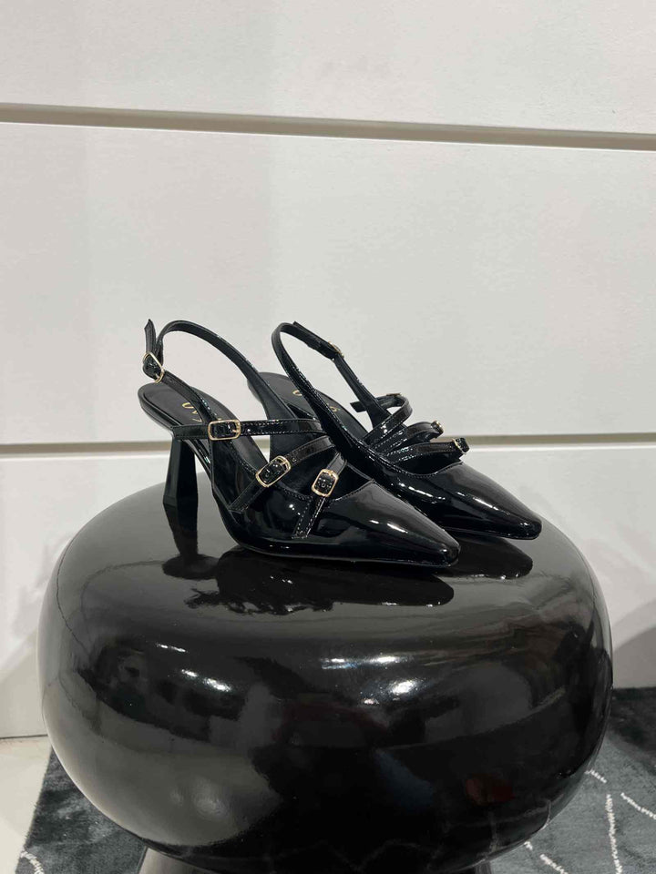 slingback nera in vernice con cinturini