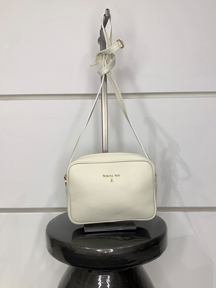 BORSA A TRACOLLA IN PELLE OFF WHITE MARTELLATA CON TRACOLLA