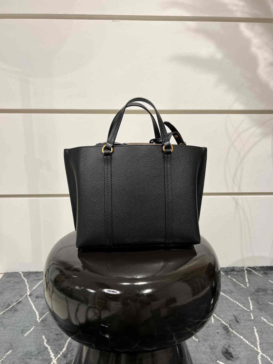 BORSA SHOPPER CLASSIC IN PELLE BOTTALATA NERA