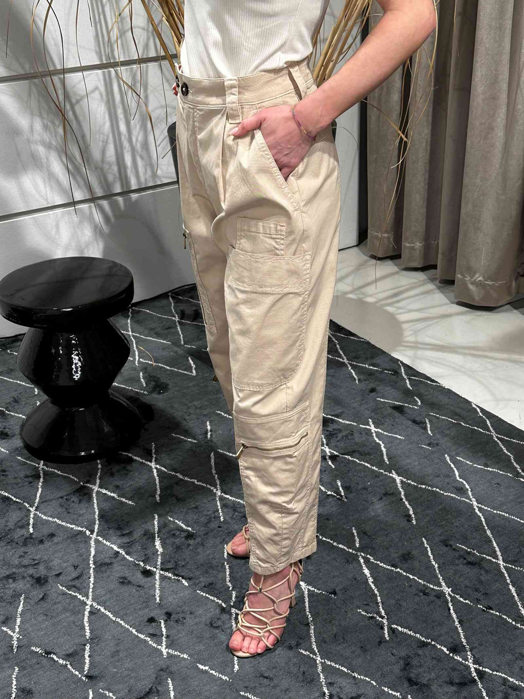 Pantalone multipocket beige