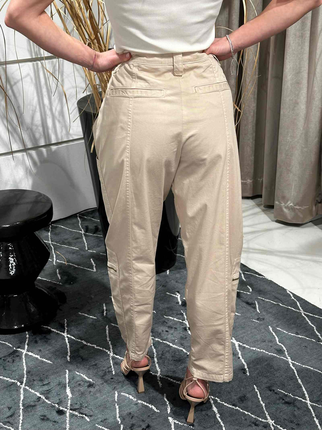 Pantalone multipocket beige