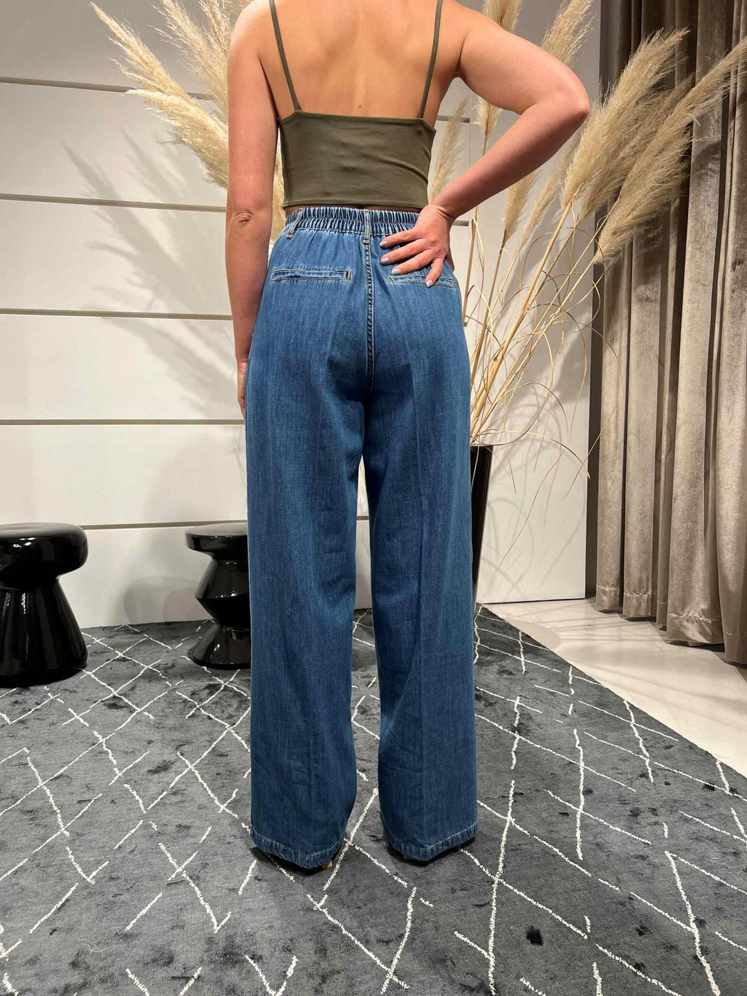 jeans a palazzo con elastico in vita