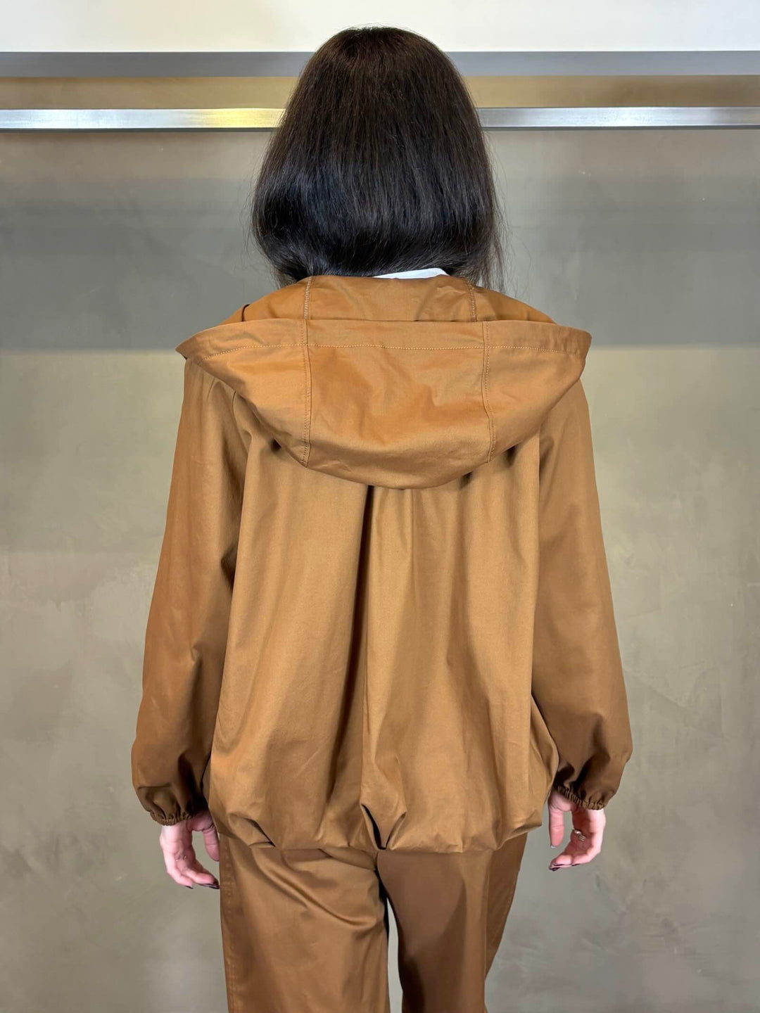 giubbotto effetto bomber in nylon caramello SEDO0538 CARLA G