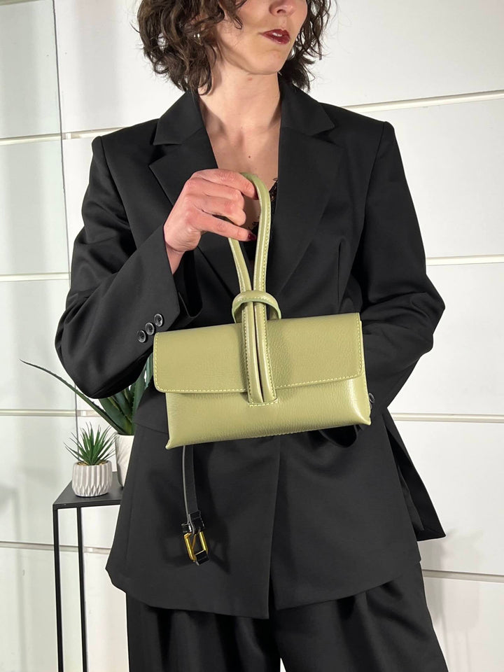 borsa a nodo in pelle con tracolla in pelle regolabile verde pastello 200414VERDE PASTELLO FEMME CAFE SELECTION