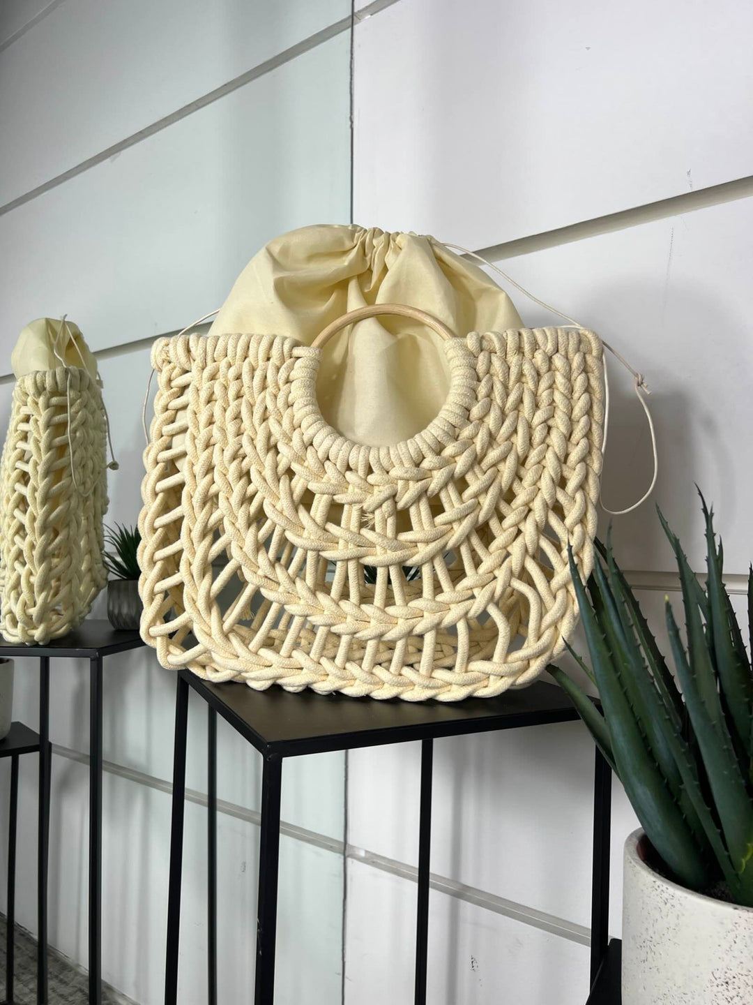 borsa beige a intreccio in corda con tracolla CE-2504BEIGE FEMME CAFE SELECTION