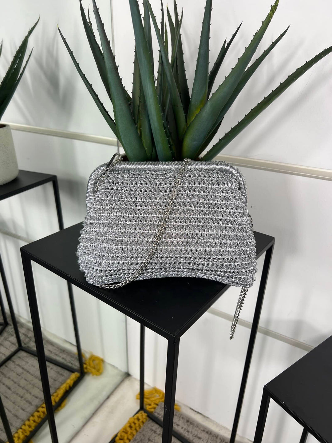 borsa a clucth a intreccio  metallizzata argento con tracolla CE-2508SILVER FEMME CAFE SELECTION