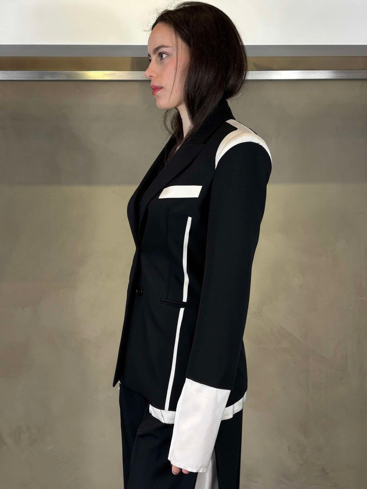 giacca slim nera con inserti in raso avorio 8S0571A498FG53 PATRIZIA PEPE PREVIEW