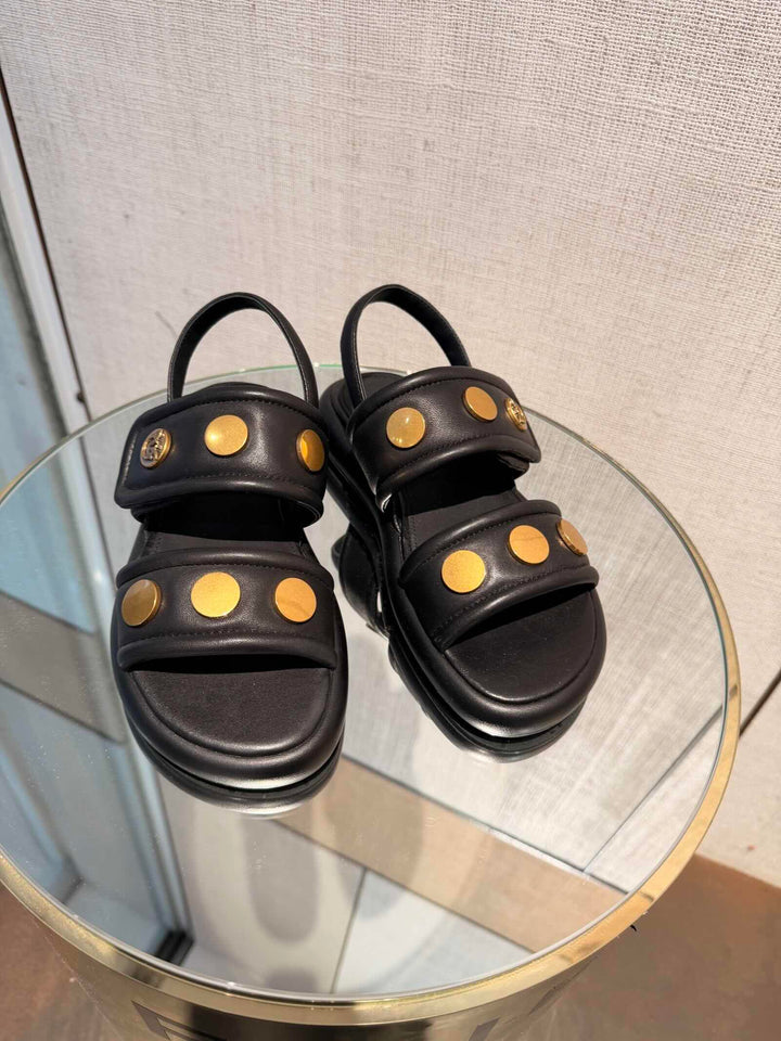 SANDALI NERI CON FASCE E BORCHIE ORO IN MORBIDA NAPPA 