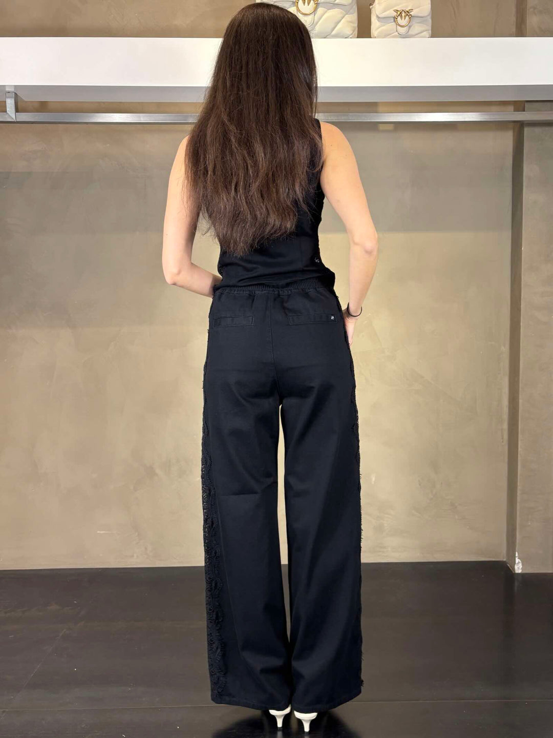 Pantalone denim nero con bande in pizzo PALCOZ99 PINKO