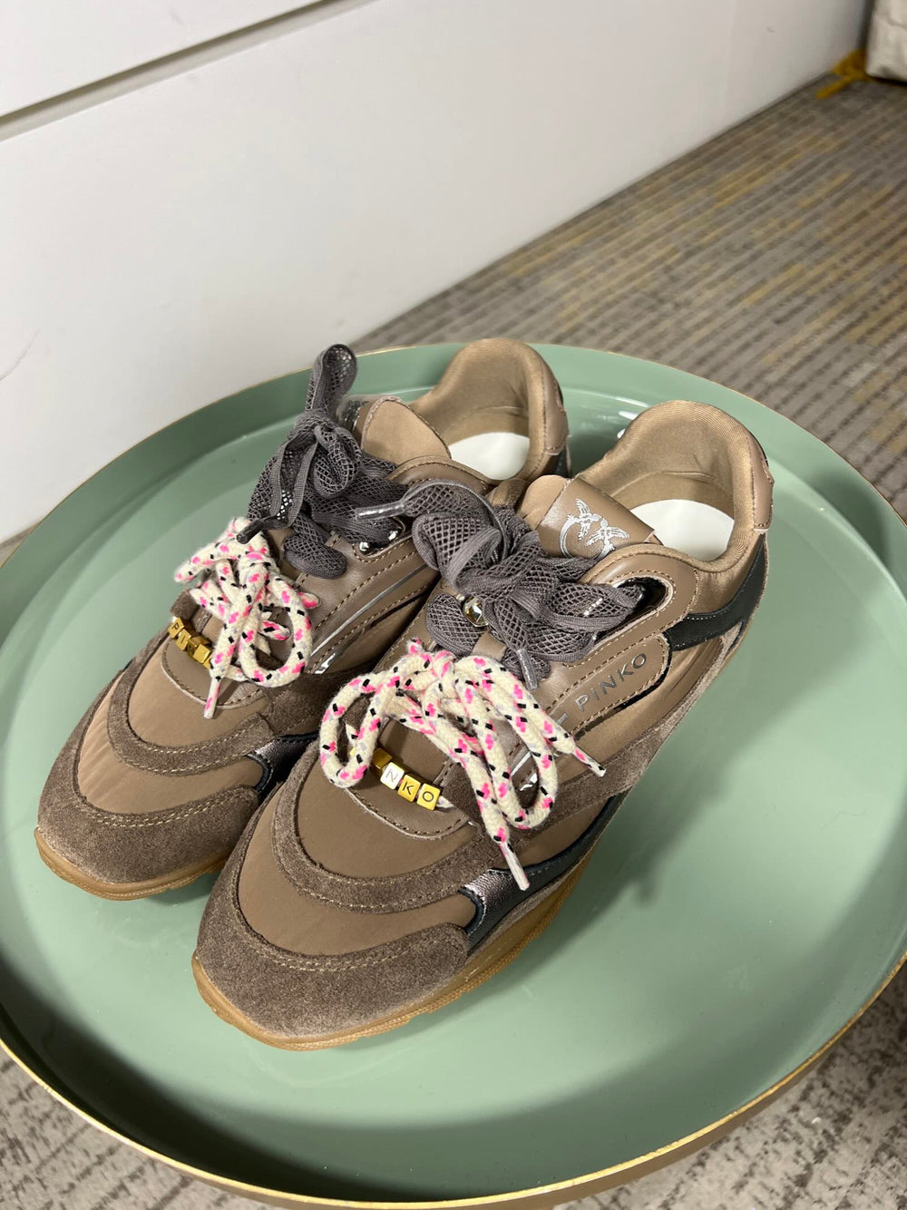 SNEAKERS IN TESSUTO TECNICO ON INSERTI IN SUEDE E CON LACCI INTERCAMBIABILI YULIA 01L72 PINKO