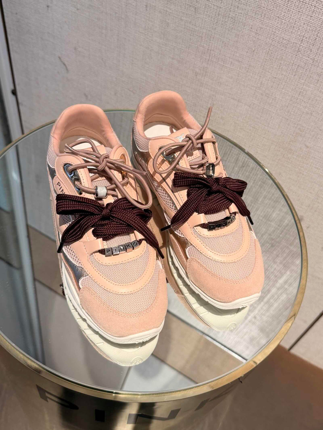 SNEAKERS IN TESSUTO TECNICO ON INSERTI IN SUEDE E CON LACCI INTERCAMBIABILI LIGHT ROSE 
