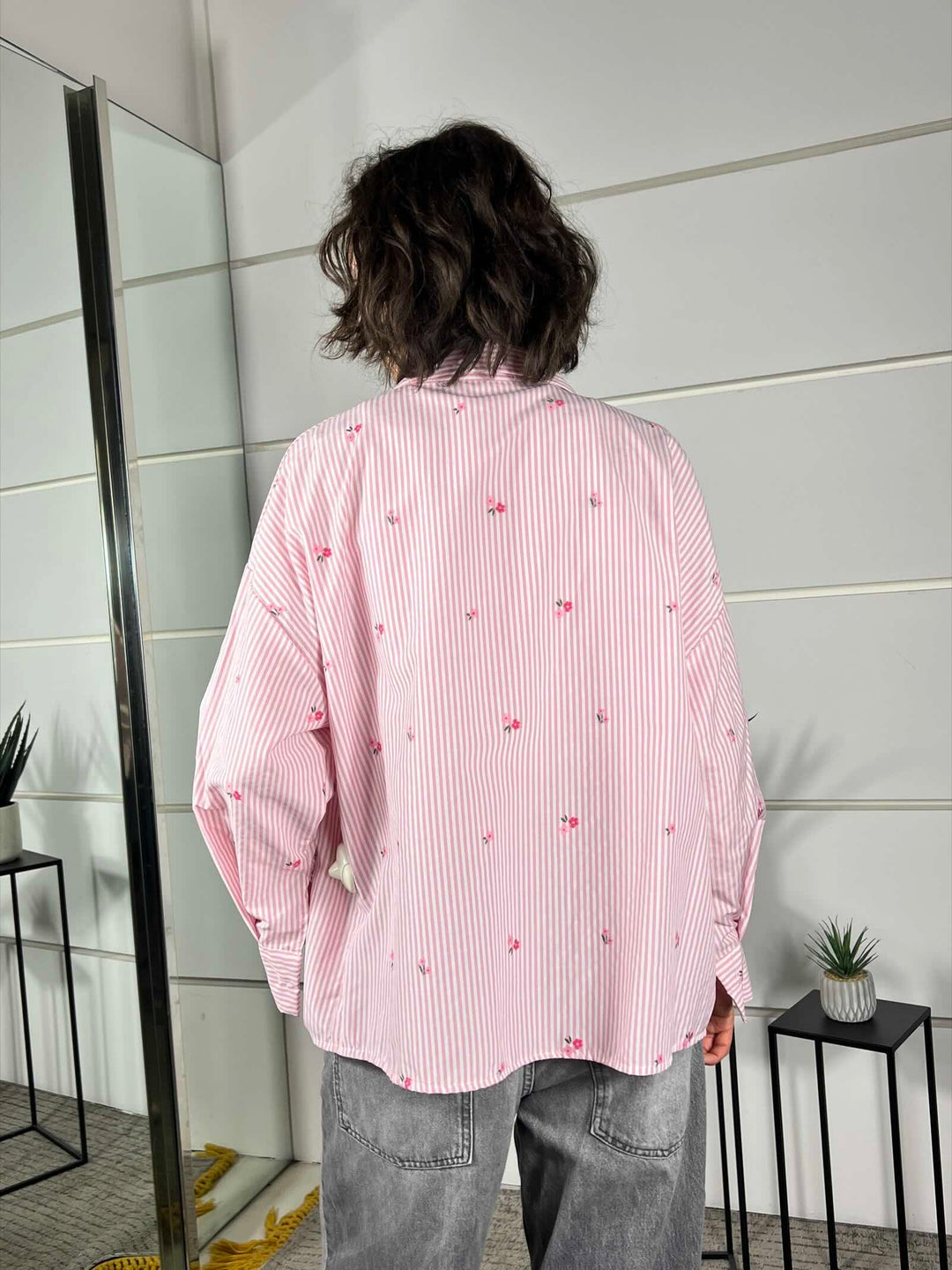 camicia riagata con ricami rosa 0065FIORI/ROSA SPICY CAFE