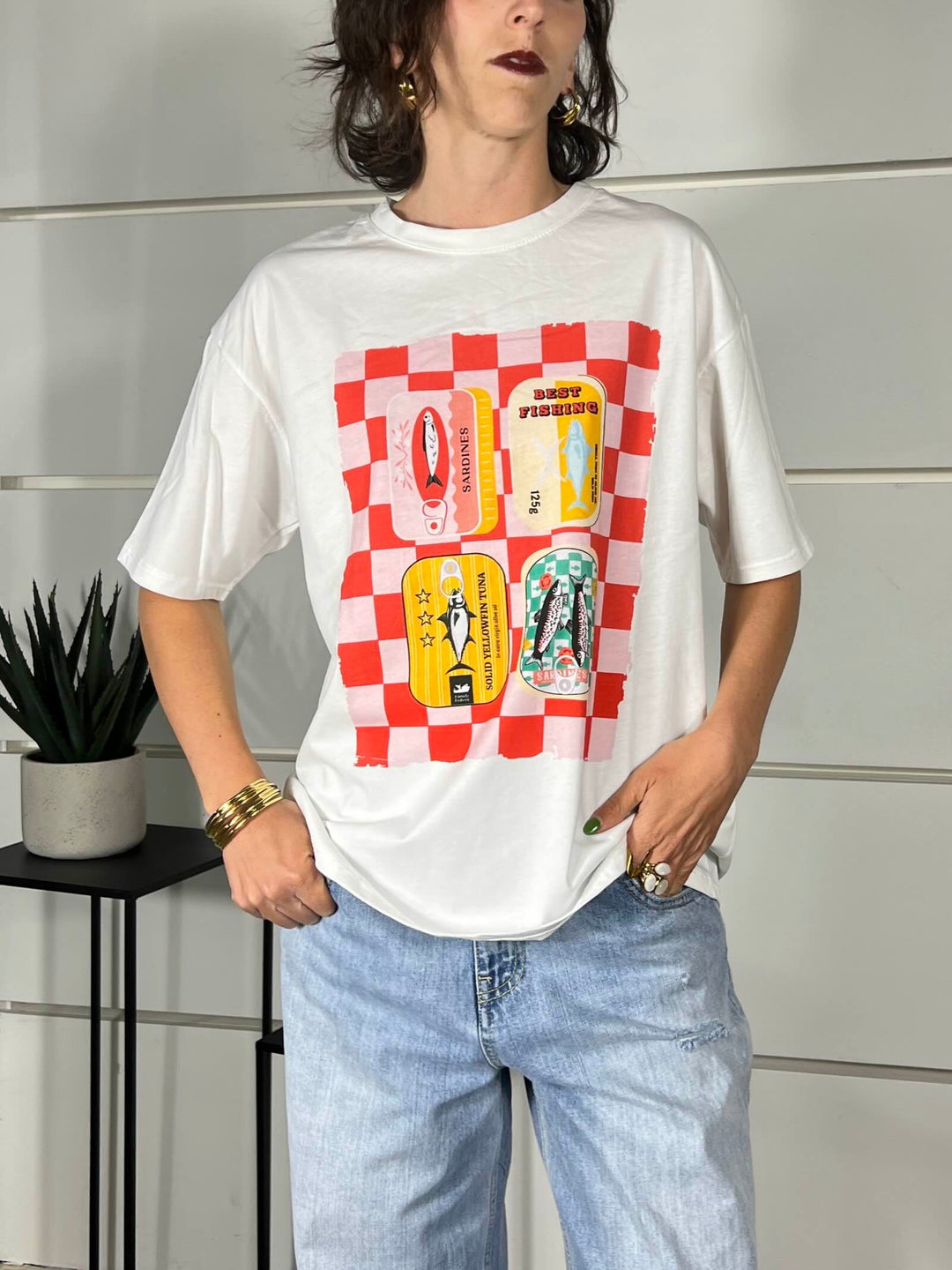 t-shirt con stampa sardines colori rosso e giallo 690002SARDINES SPICY CAFE