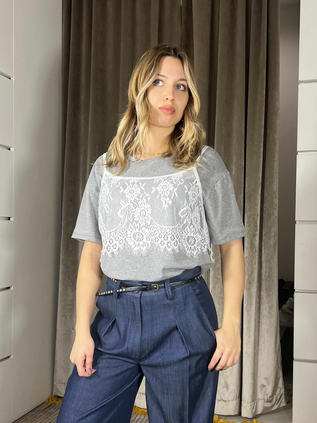 T-Shirt grigiacon top in pizzo e collana 26632GRIGIO SUSY MIX
