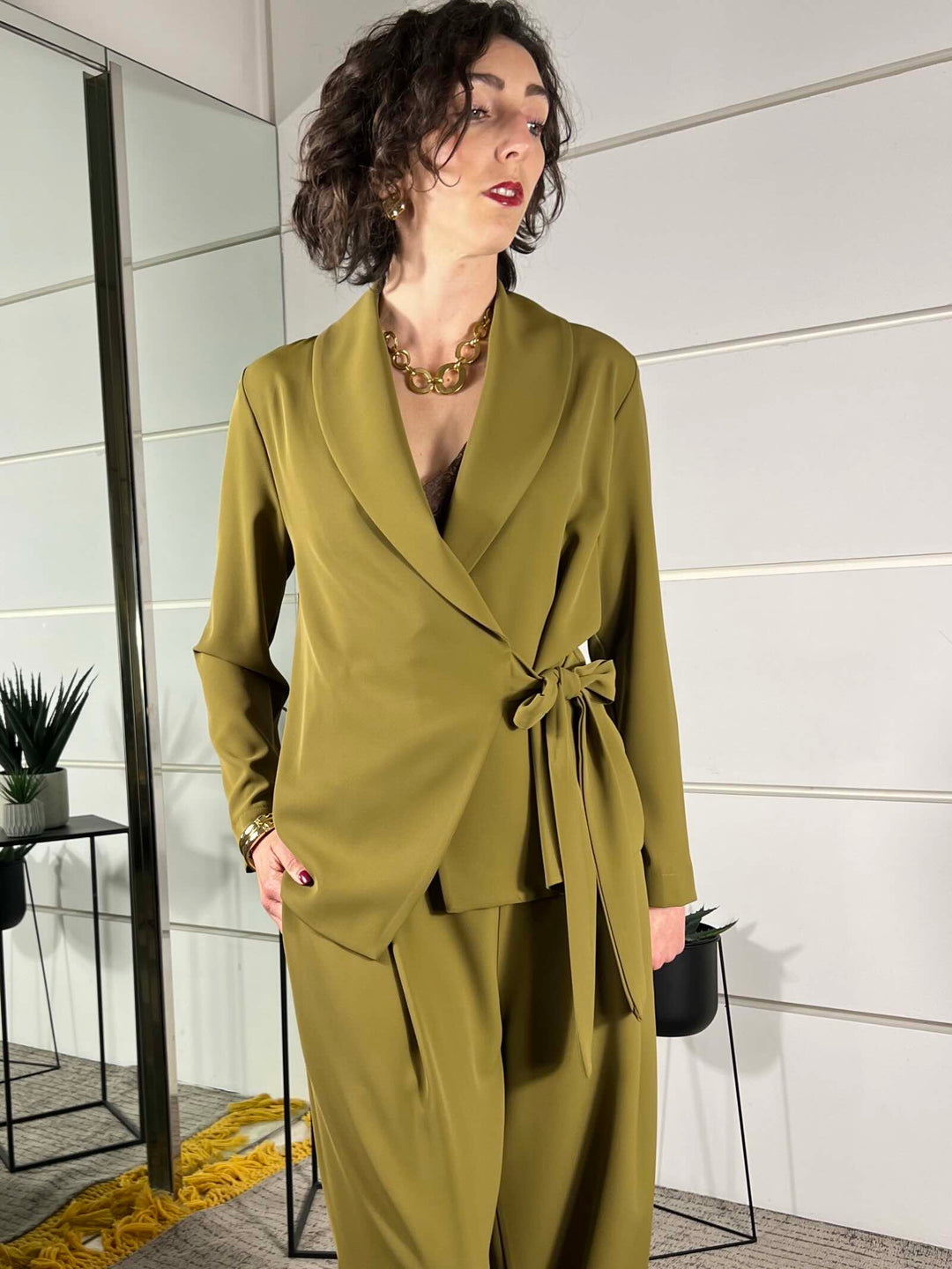 giacca con fiocco e  pantalone balloon verde oliva 30591VERDE OLIVA SUSY MIX