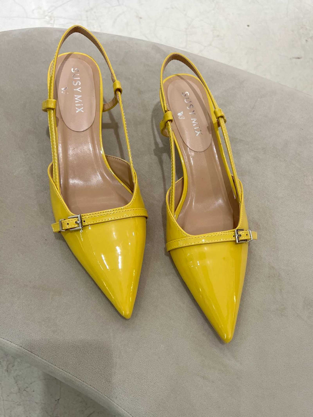 slingback in vernice gialla con cinturino 95115GIALLO SUSY MIX
