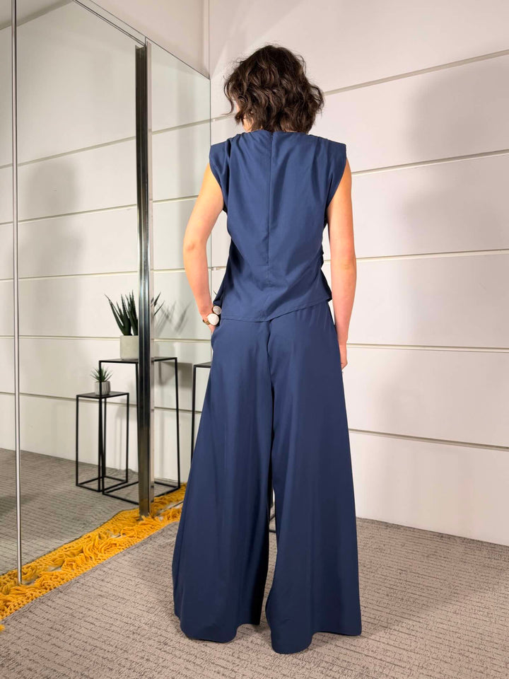 completo blusa arricciata e  pantaloni blu in modal 
