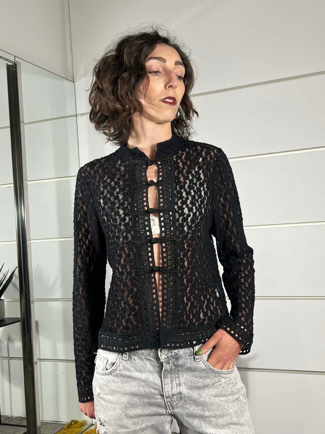 camicia in pizzo con alamari nera S3660NERO SUSY MIX