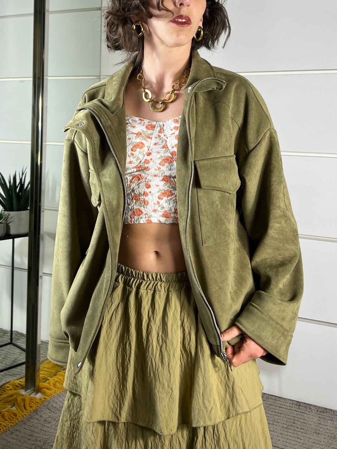 bomber scamosciato collo alto con tasche a patt 126137-1MILITARE TENSIONE IN