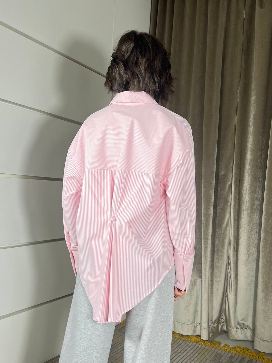 camicia tensione in over a righe con tasca, sfiancata nel retro 26C3794ROSA TENSIONE IN