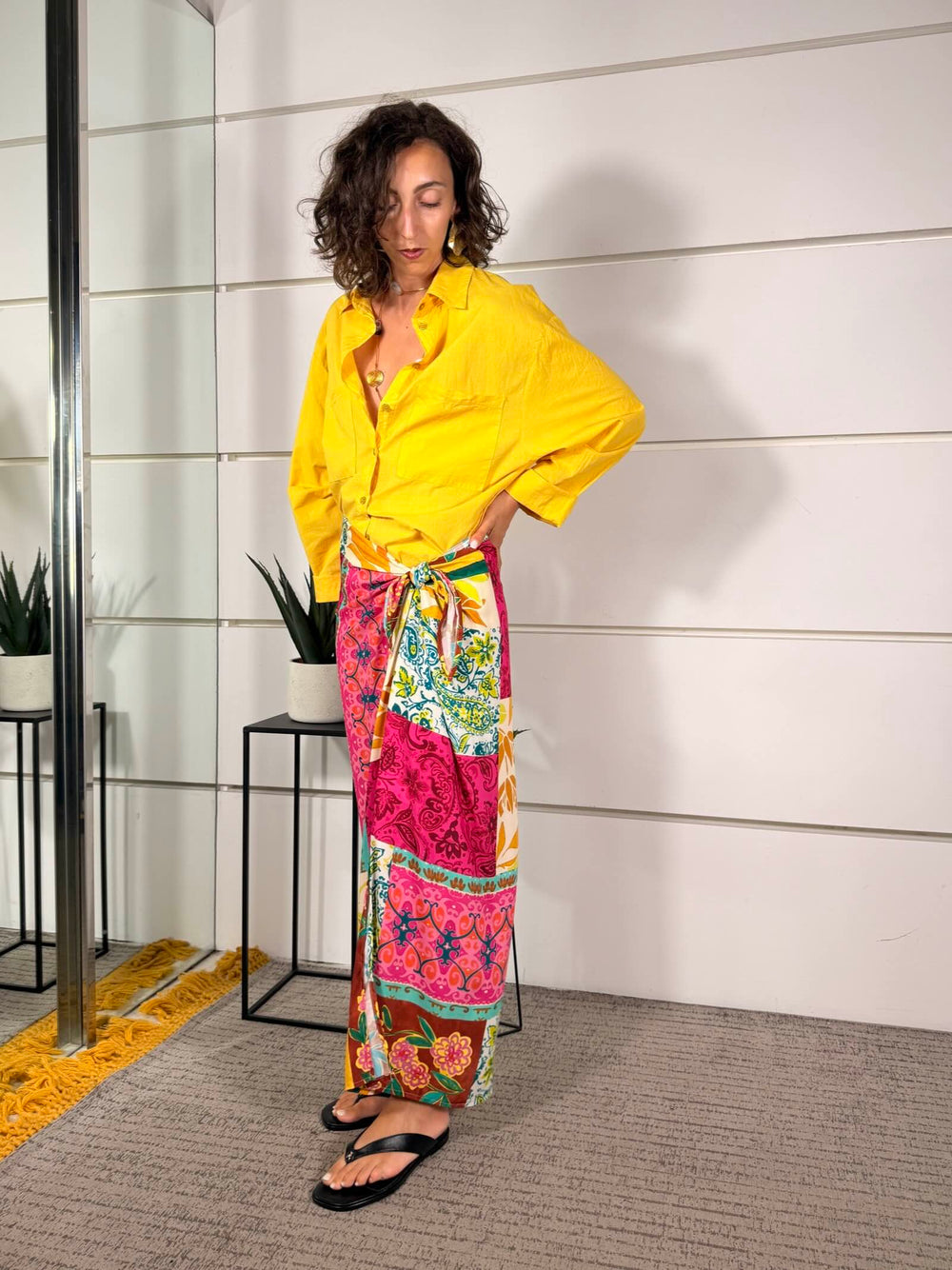 gonna pareo a fantasia patchwork multicolor in viscosa 39795VAR. UNICA TENSIONE IN