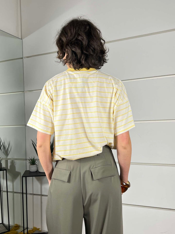 t-shirt a righenaturale e gialla  con scritta a la playa RAB0555NATURALE/GIALLO VICOLO