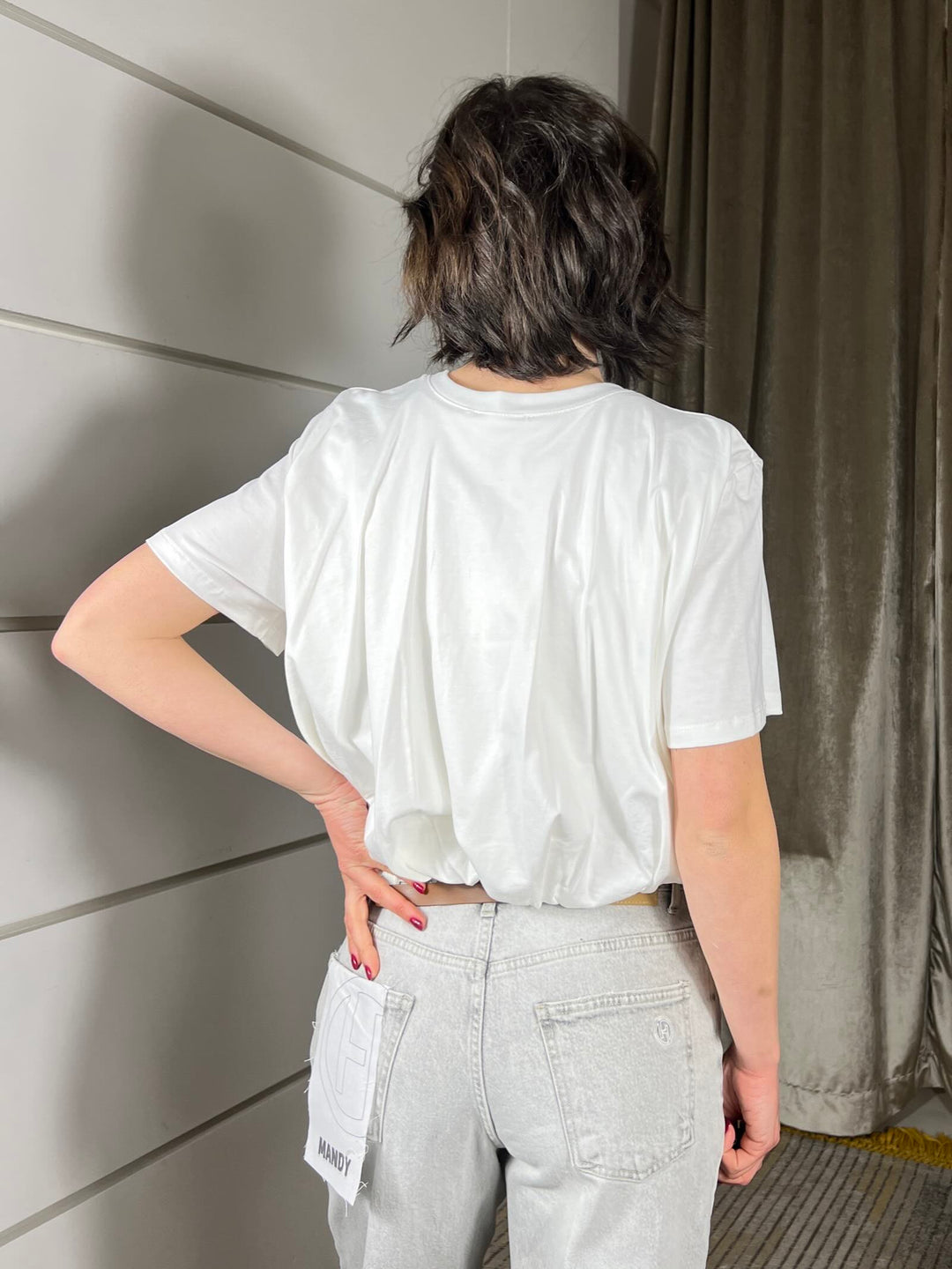 t-shirt bianca manica corta modello a scatoletta con elastico e arricciatura sul fondo TAB0854BIANCO VICOLO