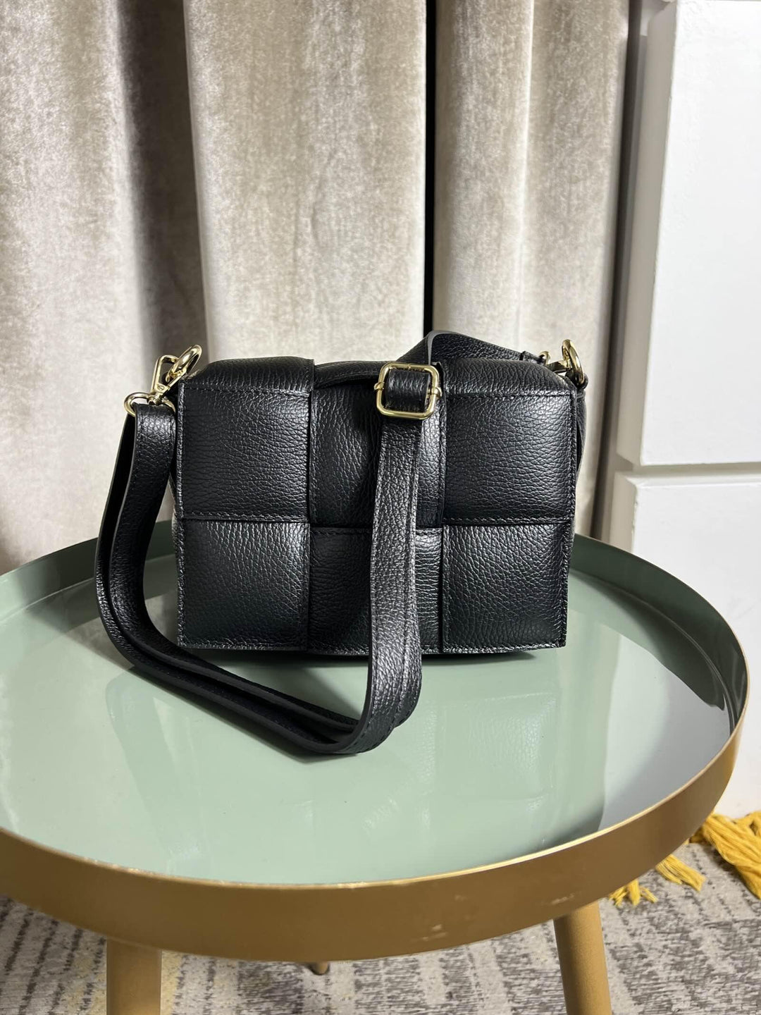 BORSA NERA A INTRECCIO IN PELLE CON TRACOLLA 264130NERO FEMME CAFE SELECTION