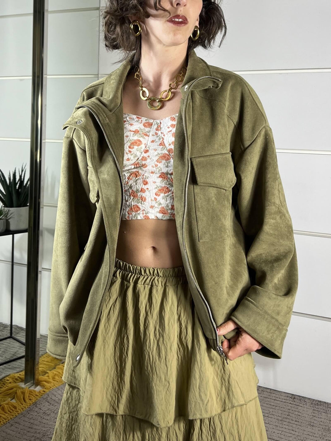 bomber scamosciato collo alto con tasche a patt 126137-1MILITARE TENSIONE IN