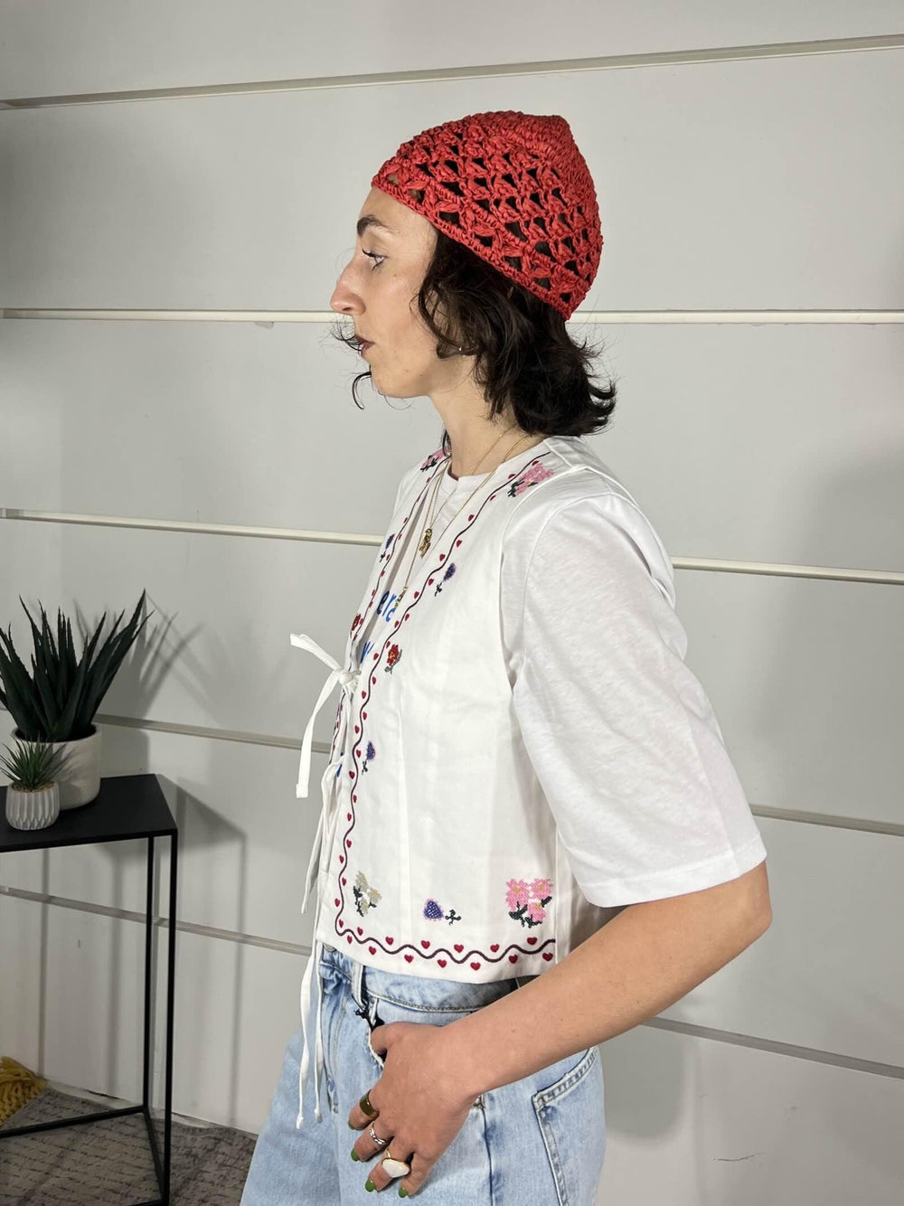 gilet con ricami con fiocchi 12528BIANCA FEMME CAFE SELECTION
