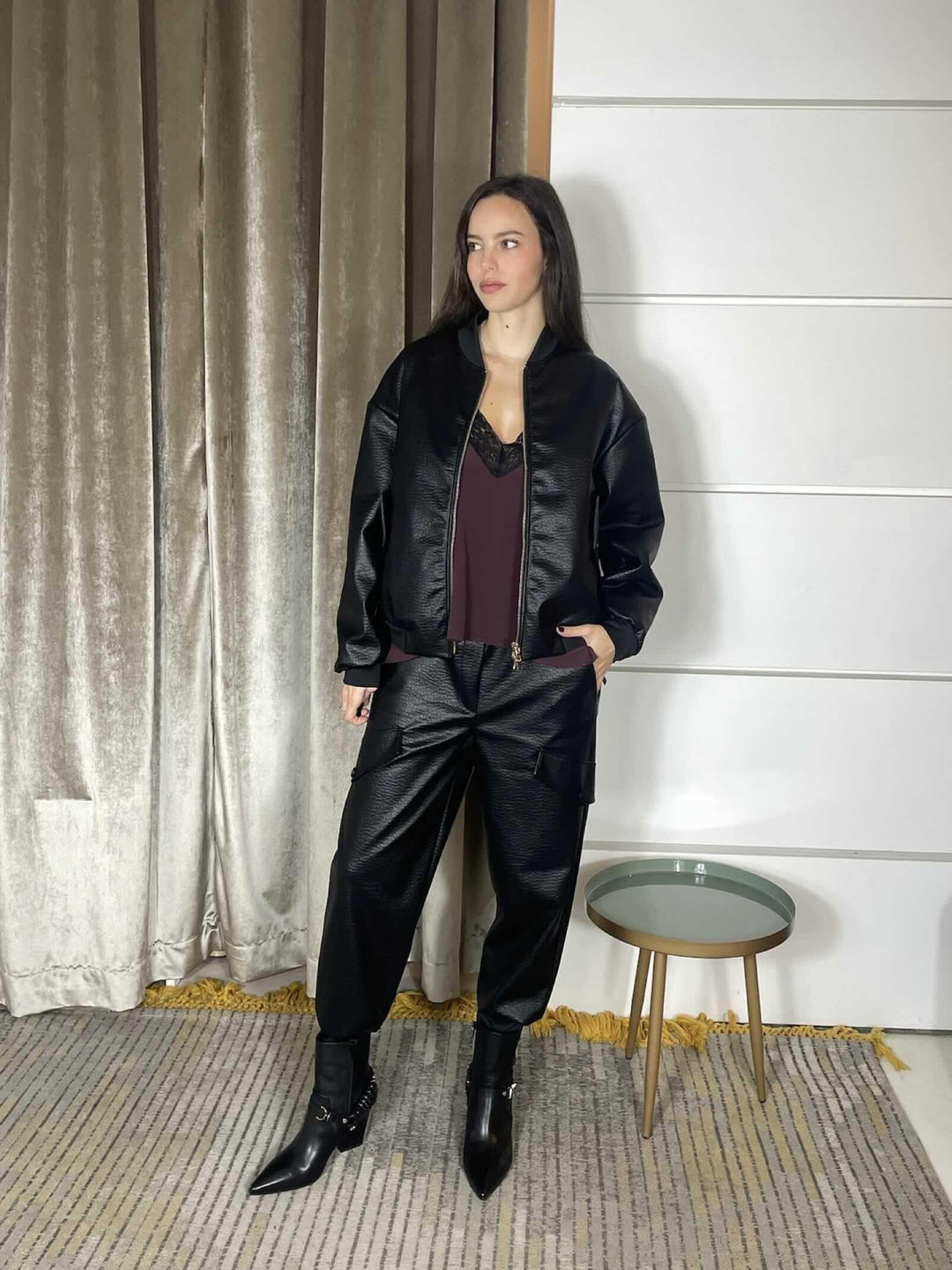 PANTALONE JOGGER IN ECOPELLE POME1710 CARLA G